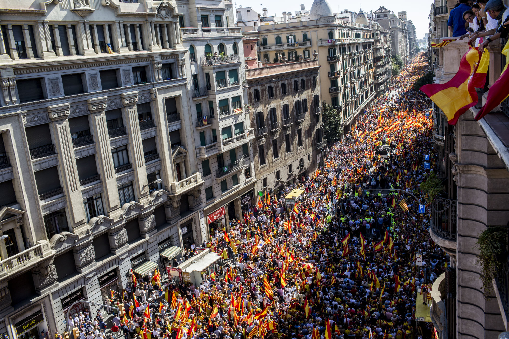 スペイン、カタルーニャが独立宣言なら経済崩壊と警告－10日に州議会