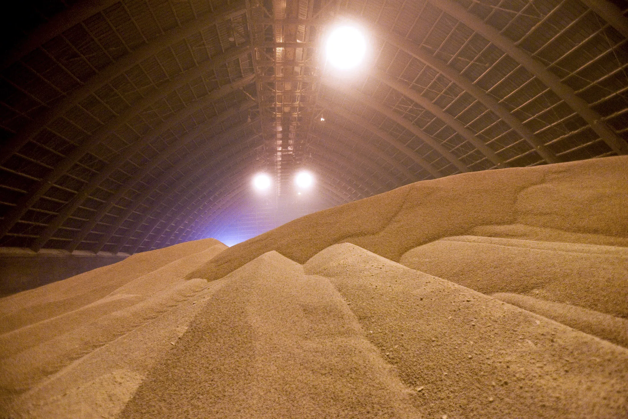 Potash is stored in a warehouse at the Potash Corp. of Saskatchewan Lanigan mine in Lanigan, Sasketchewan, Canada, on Aug. 31, 2010.
