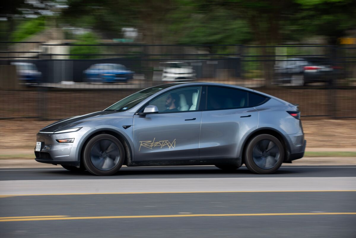 Tesla Starts Long-Awaited Robotaxi Service With Low-Key Rollout - Bloomberg.com