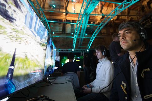 Microsoft Said to Plan Next Xbox Console for 2013 Holiday Season