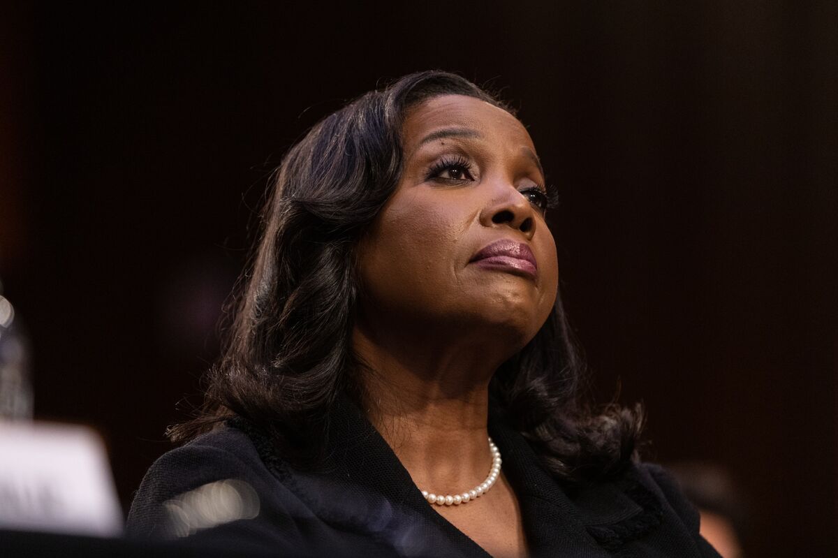 ⚫️ BLOOMBERG: Trump annuncia il licenziamento della governatrice della Federal Reserve Lisa Cook per frode ipotecaria