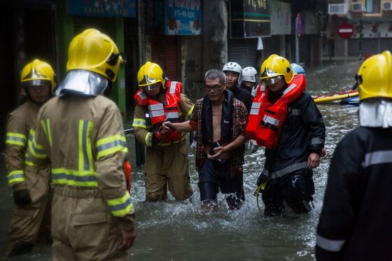 Macau Casinos to Reopen After $186 Million Loss From Storm Halt