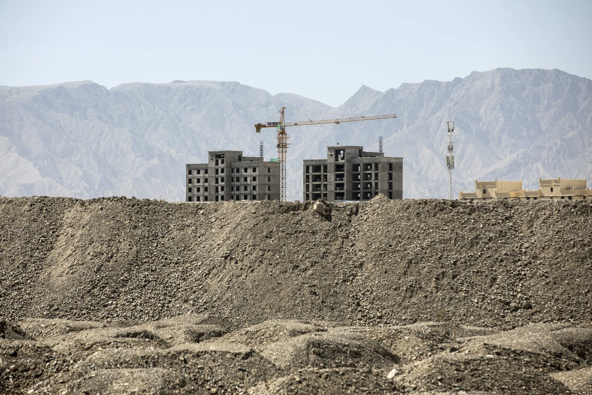 Views of Qinghai Economy As Early Indicators Show China's Economy Weakening Again in August