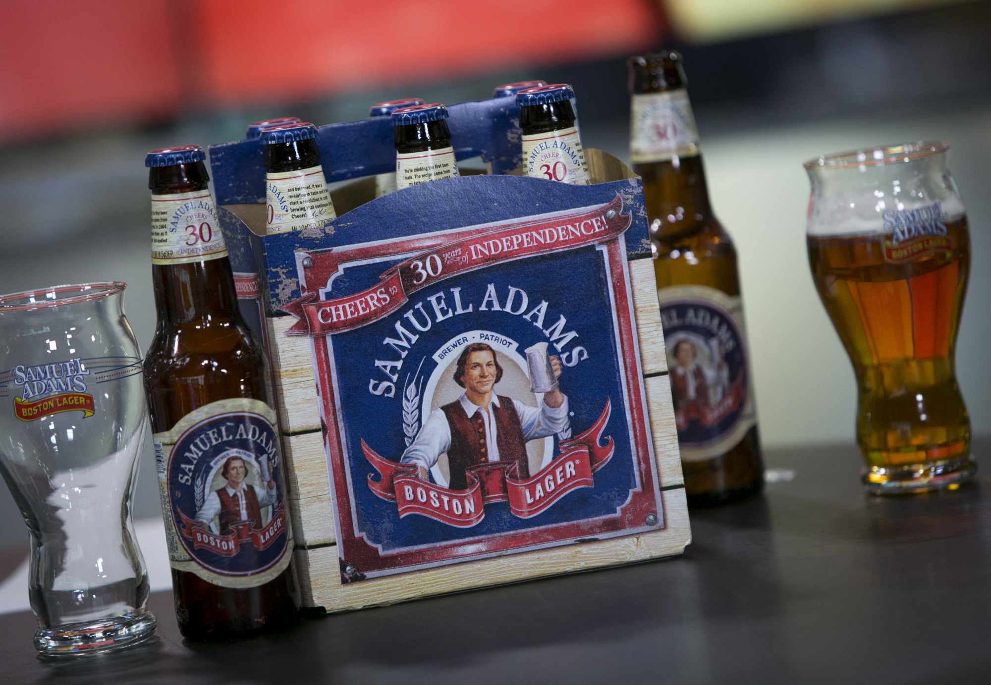 Set of 2 Samuel Adams Boston Lager Cheers to 30 Years Independence  Beer Glasses 