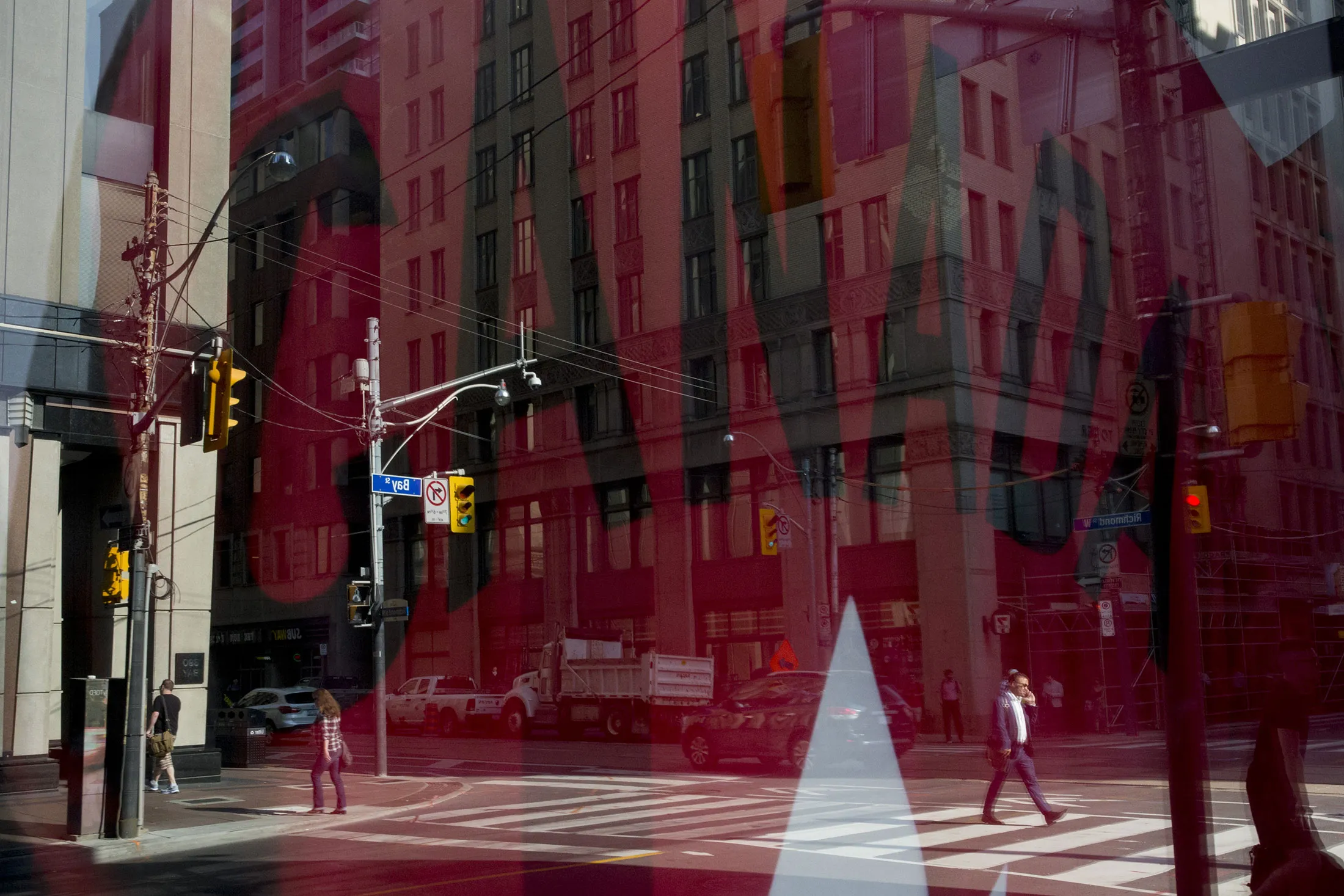 Views Of Bay Street Commuters As Canada Stocks Rise While Banks, Oil Rebound After U.S. Payrolls