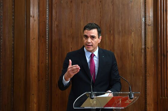 Sanchez’s Spain Coalition Plans Wait on Catalan Green Light
