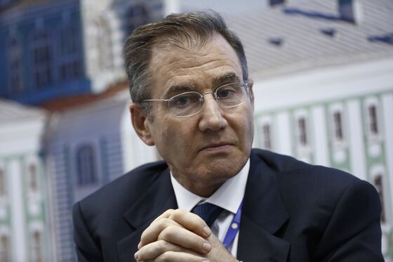 Glencore Plans New Buyback as Trading Profit Disappoints