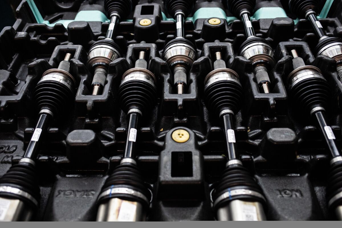 assets.bwbx.io image