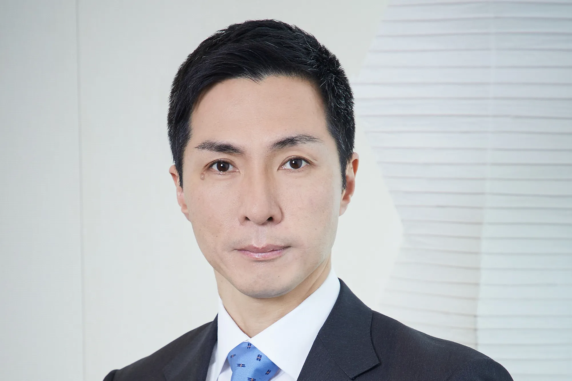 円高でも強い業績モメンタム、日本株は年末高も－ゴールドマン建部氏 - Bloomberg