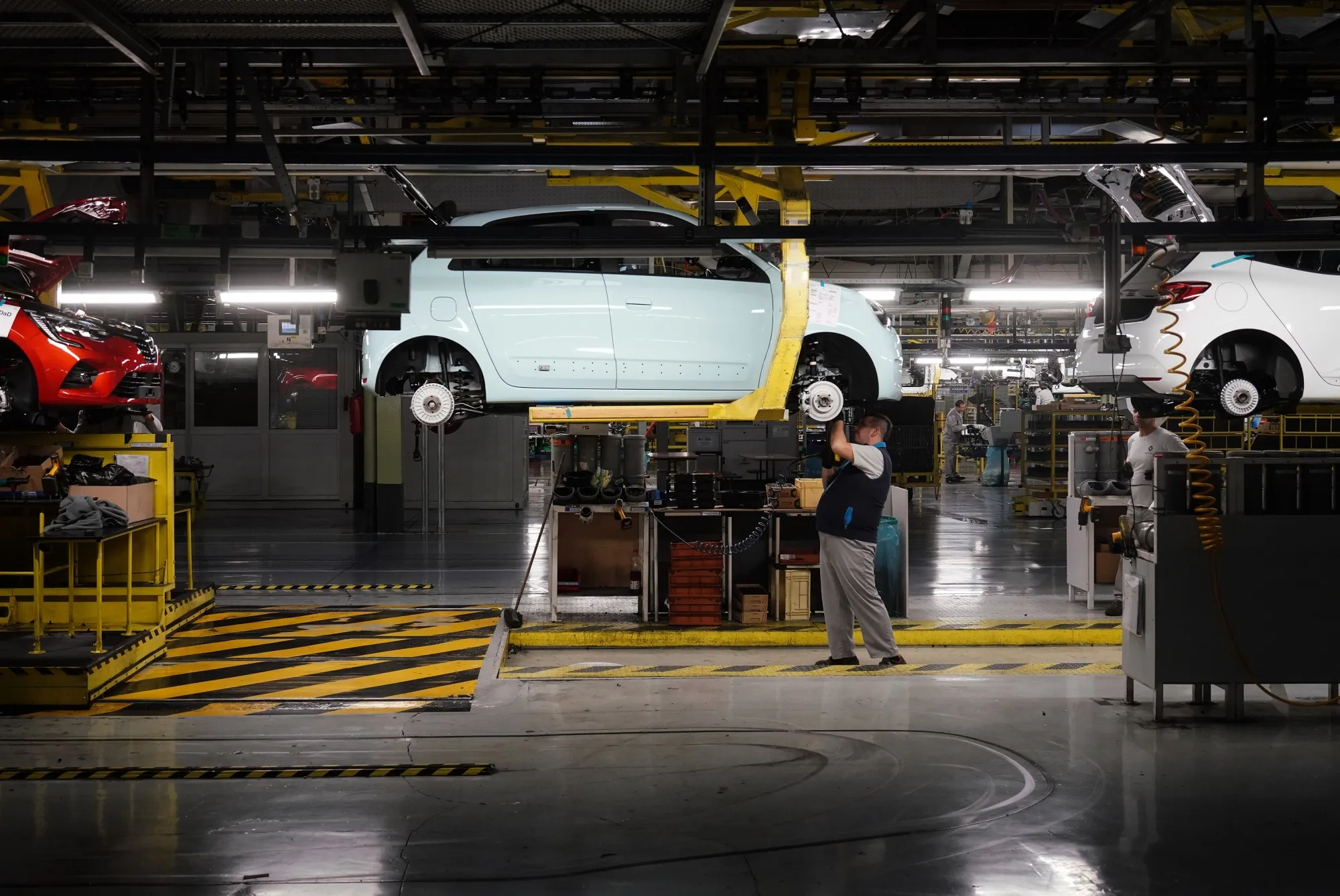 An employee inspects a Renault automobile&nbsp;at the Renault Revoz d.d. plant in Novo Mesto, Slovenia.