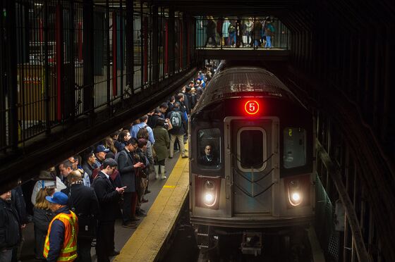 New York Tries to Bring the Subway Fare Into the 21st Century