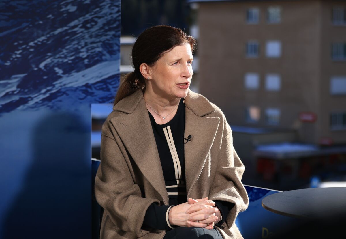bloomberg.com - Laura Malsch - Commerzbank CEO Sees Brighter Outlook for German Mortgage Market