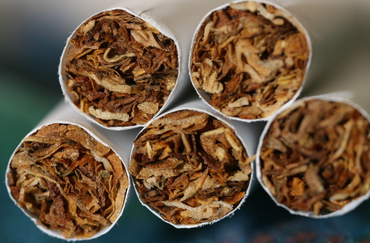 big-tobacco-s-canada-legal-woes-pose-severest-risk-in-years-bloomberg