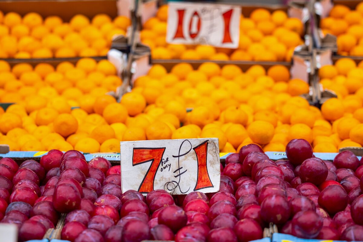 Giá thực phẩm tại Anh giảm mạnh nhất trong gần 5 năm