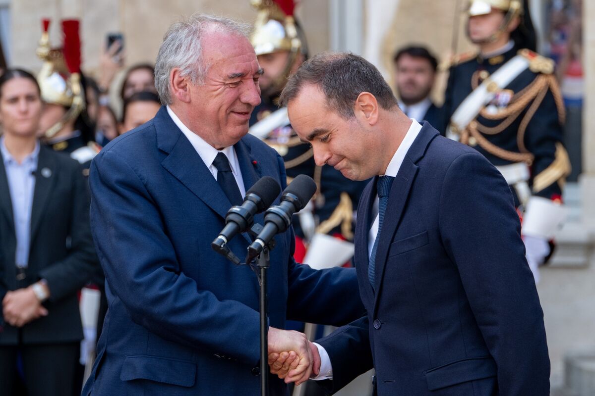 France’s New Premier Is Popular in Private, But Tarred by Macron