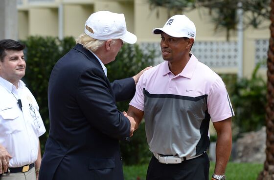 With Medal for Tiger Woods, Trump Honors Golf Legend—and Business Ally
