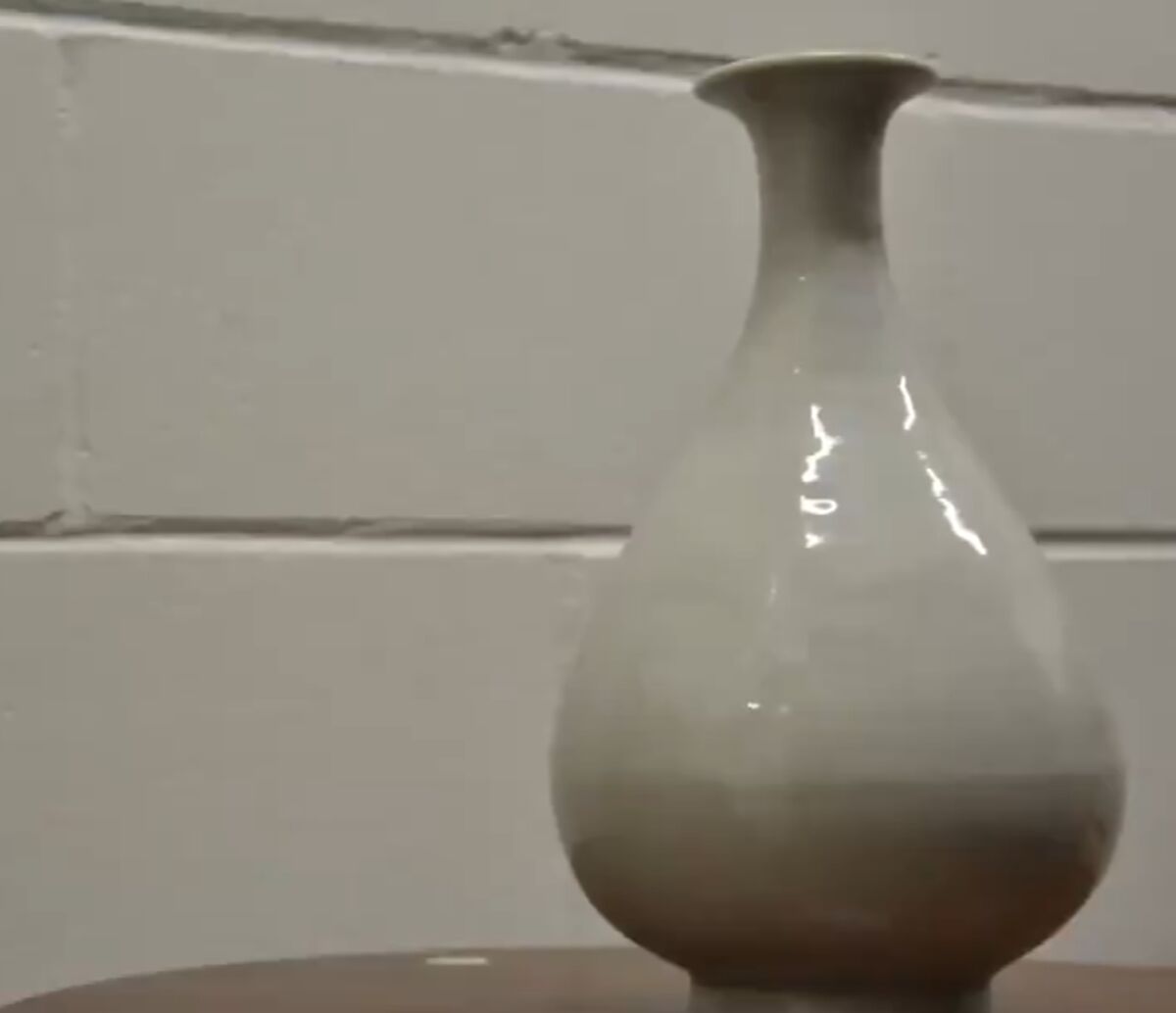 A £2.9 Million Geneva Ming Vase Heist Surfaces in London Court