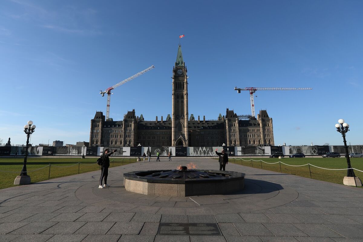 Canada to Provide Funding, Buy Equity Stakes in AI Startups