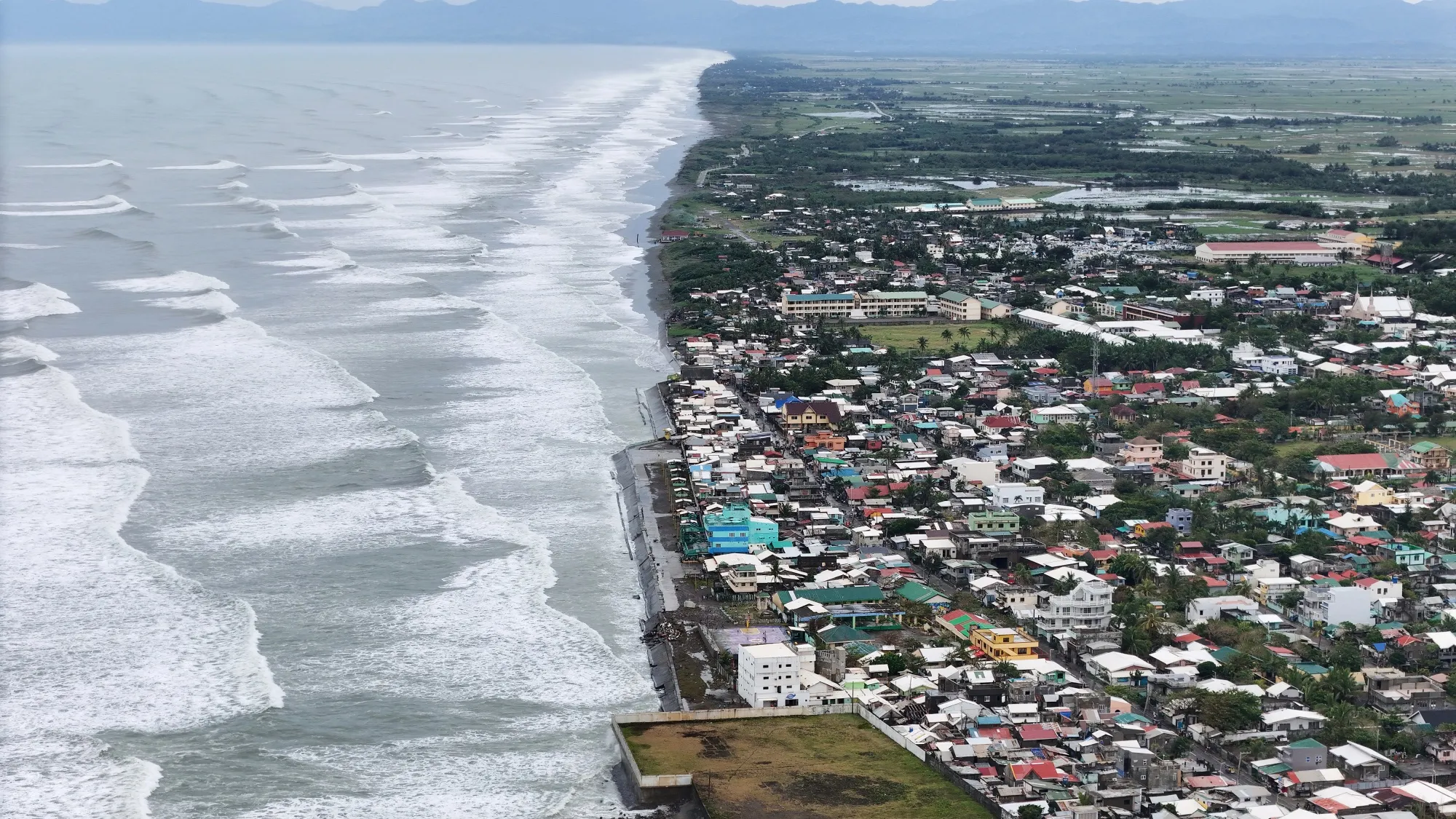 Waves off the coast of Aparri town, Cagayan province, north of Manila, on Oct. 31 following Typhoon Kong-Rey.