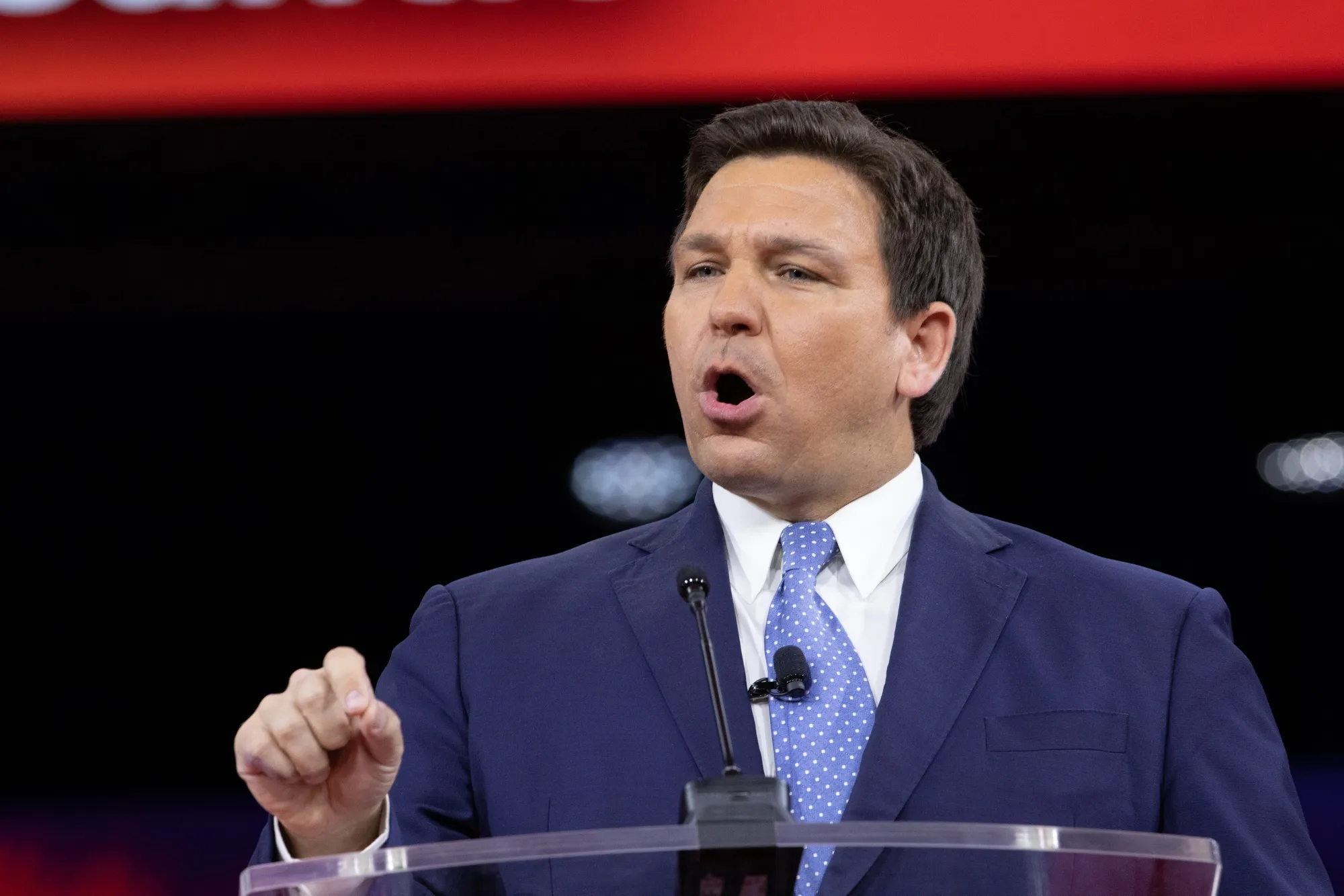 Governor Ron DeSantis Says Florida Should Let Businesses Pay Tax in Crypto  - Bloomberg