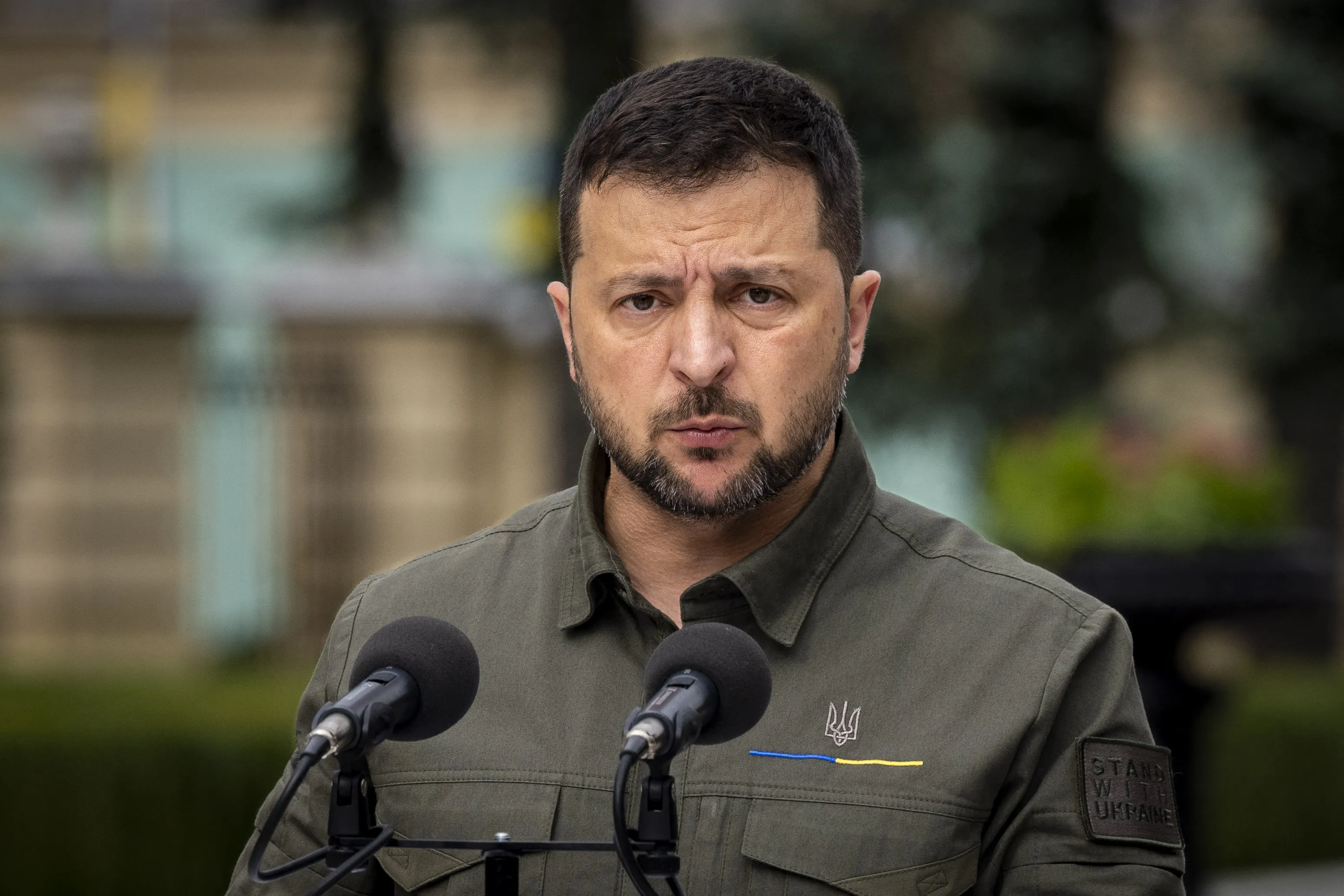 Zelenskiy Presses for Direct Talks as Russian Elites Split on Conflict