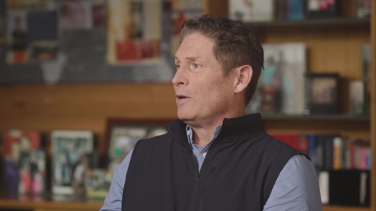 NFL Hall of Famer Steve Young’s PE Firm Collects $3.2 Billion for Fifth Fund