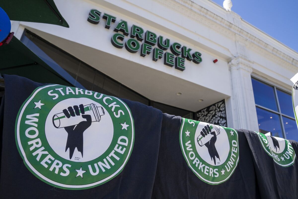 Starbucks Unionized Baristas Plan Largest-Ever Strike for Red Cup Day