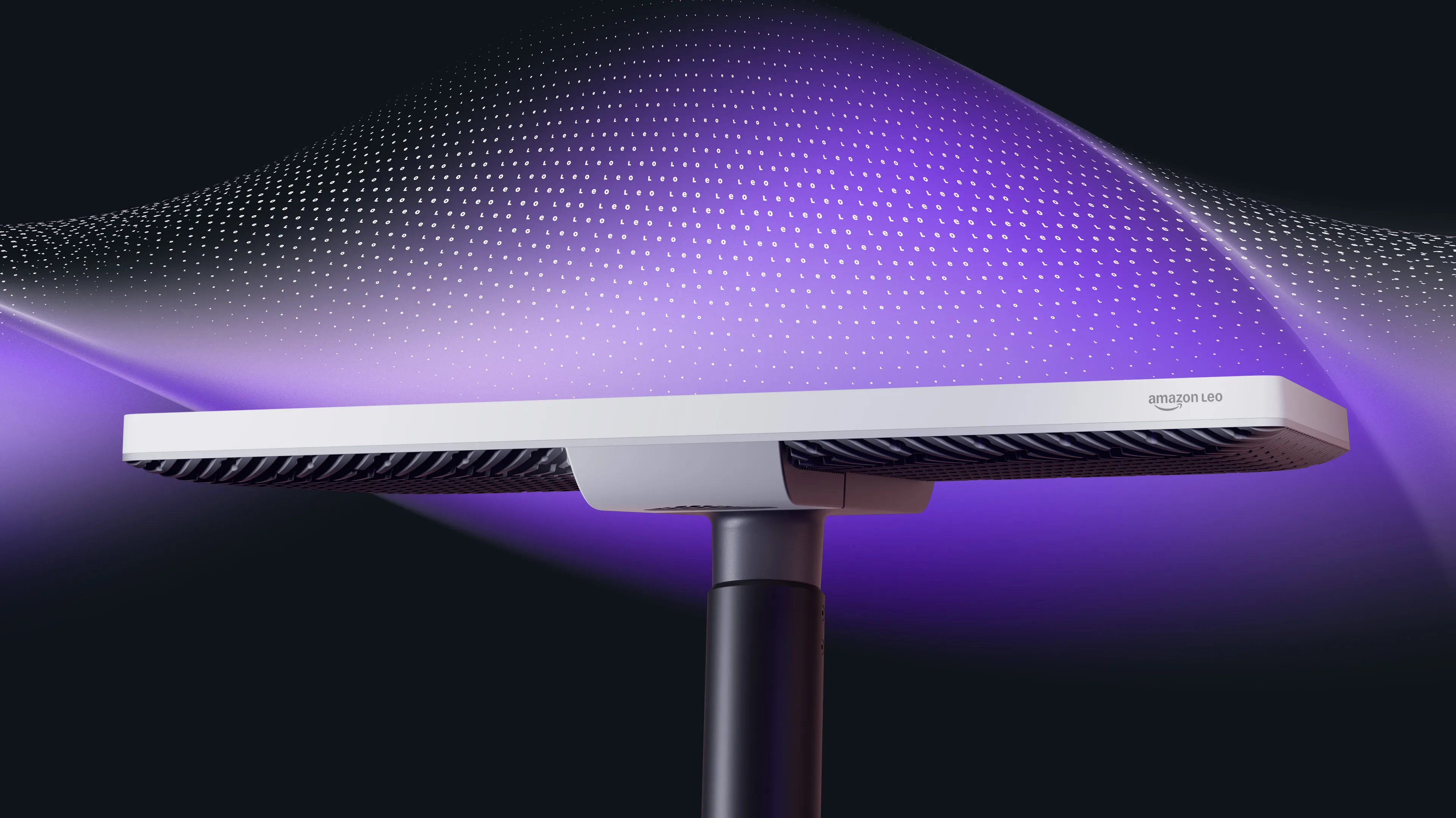 Amazon Leo’s new Ultra user antenna.