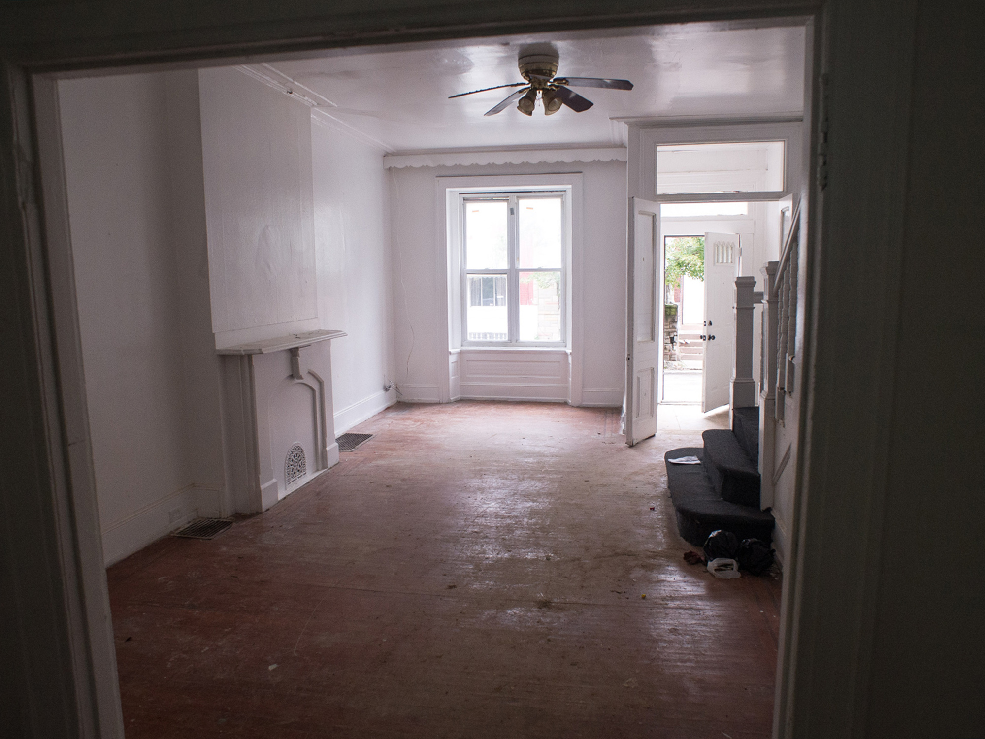 House Flipping With Easy Money From Lenders Is Hitting Red-Hot U.S. Market  - Bloomberg