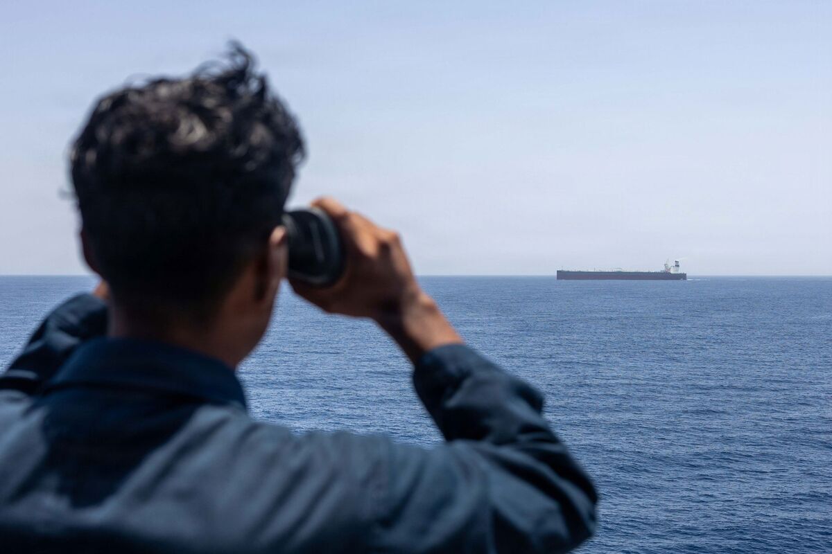 bloomberg.com - Alex Longley - Iran-Linked Oil Tanker Suffers Fire in Gulf of Oman Incident