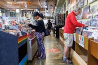 Shoppers In Atlanta Ahead Of Retails Sales Figures