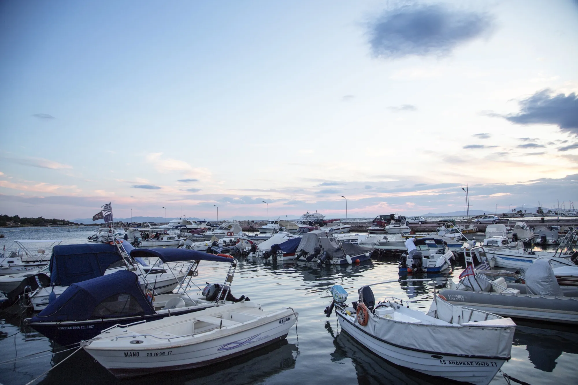 Greece Seeks To Lure Wealthy Tourists To Athens Riviera