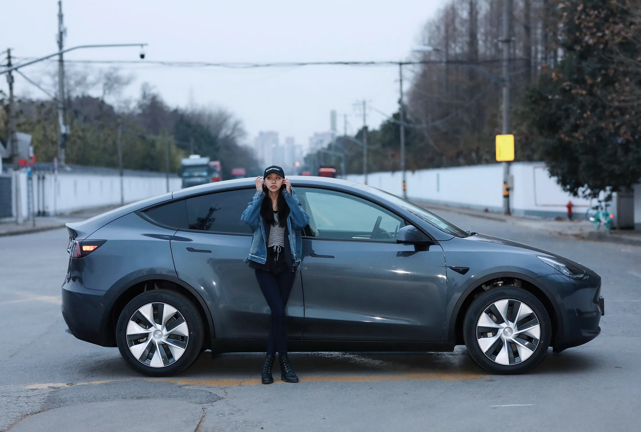 Meng, known as EV Emma to her 700,000&nbsp;followers, doles out advice that can generate big sales for electric-car makers.