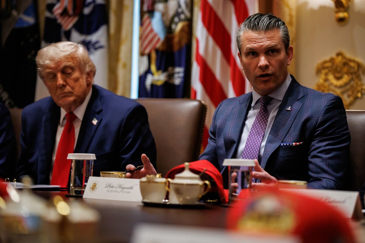Mideast War: Trump Casts Doubt on Imminent Iran Deal - Bloomberg
