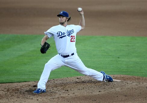 Time Warner Cable Said to Win Right to Carry L.A. Dodgers Games