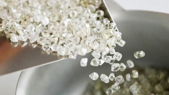 Anglo American Reports Collapse in Diamond Sales