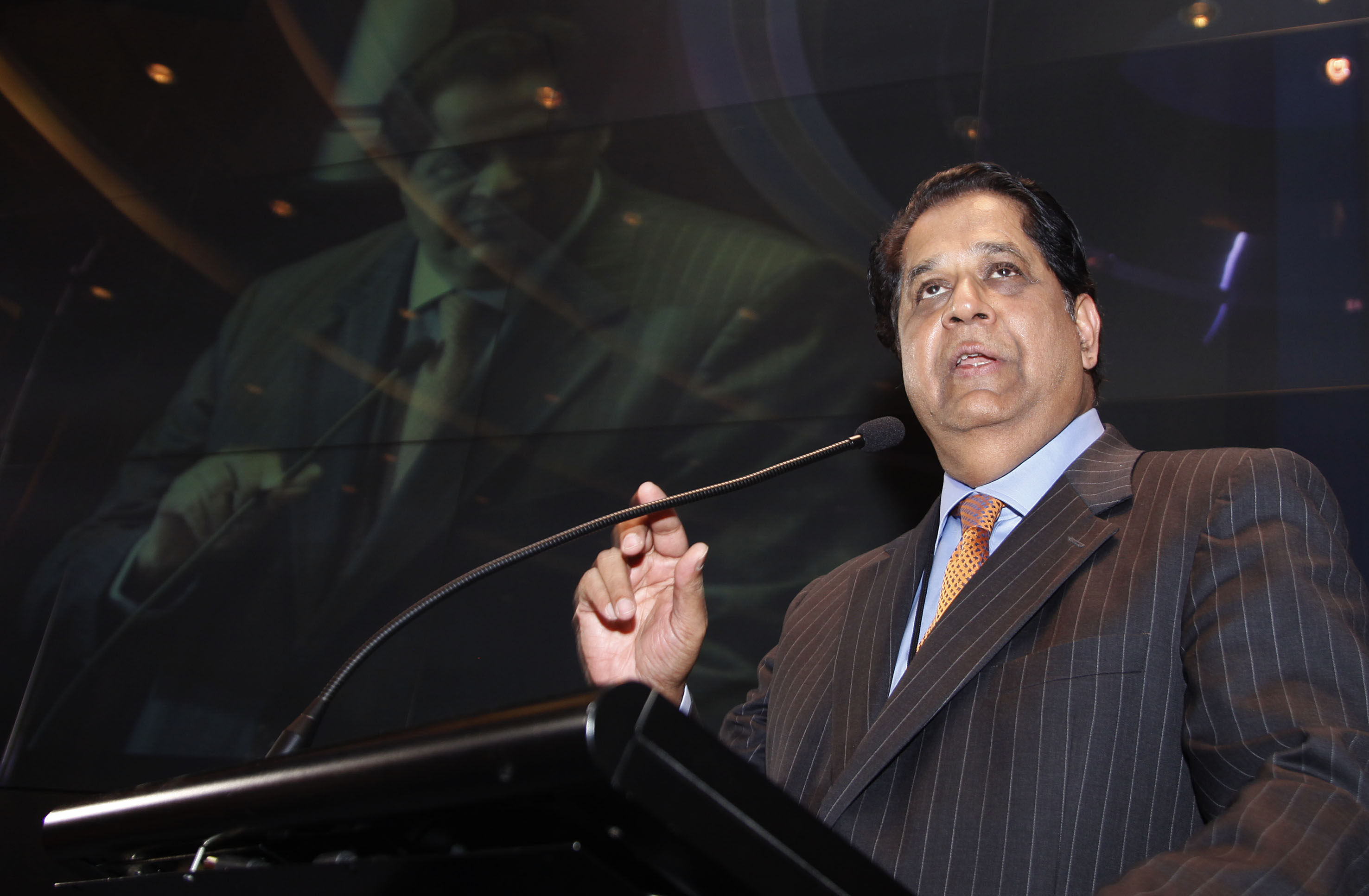 Reliance Industries Names K.V. Kamath as Head of Jio Financial Services Bloomberg