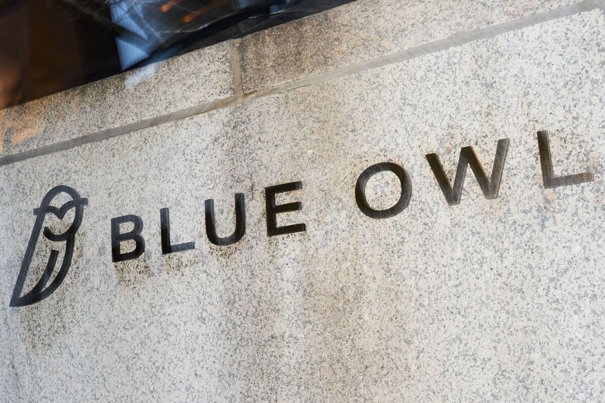 Blue Owl’s Woes Expose Private Credit Risks for Retail Investors