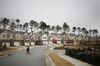 relates to 米主要20都市住宅価格:約6年ぶり小幅な伸び、10カ月連続減速