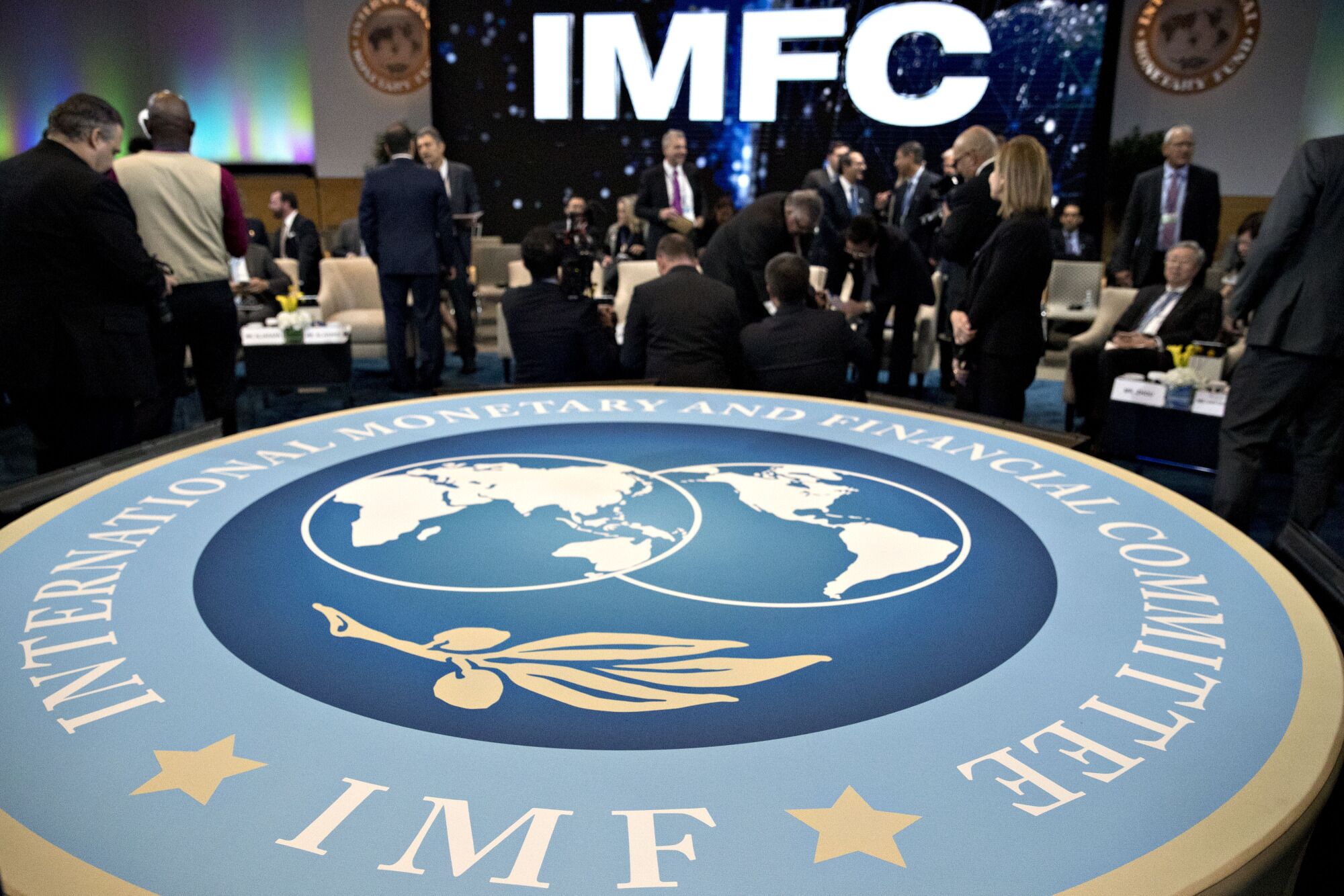 Мвф аббревиатура. Международный валютный фонд (МВФ). МВФ Вашингтон. Международный финансовый фонд 2021. МВФ логотип.