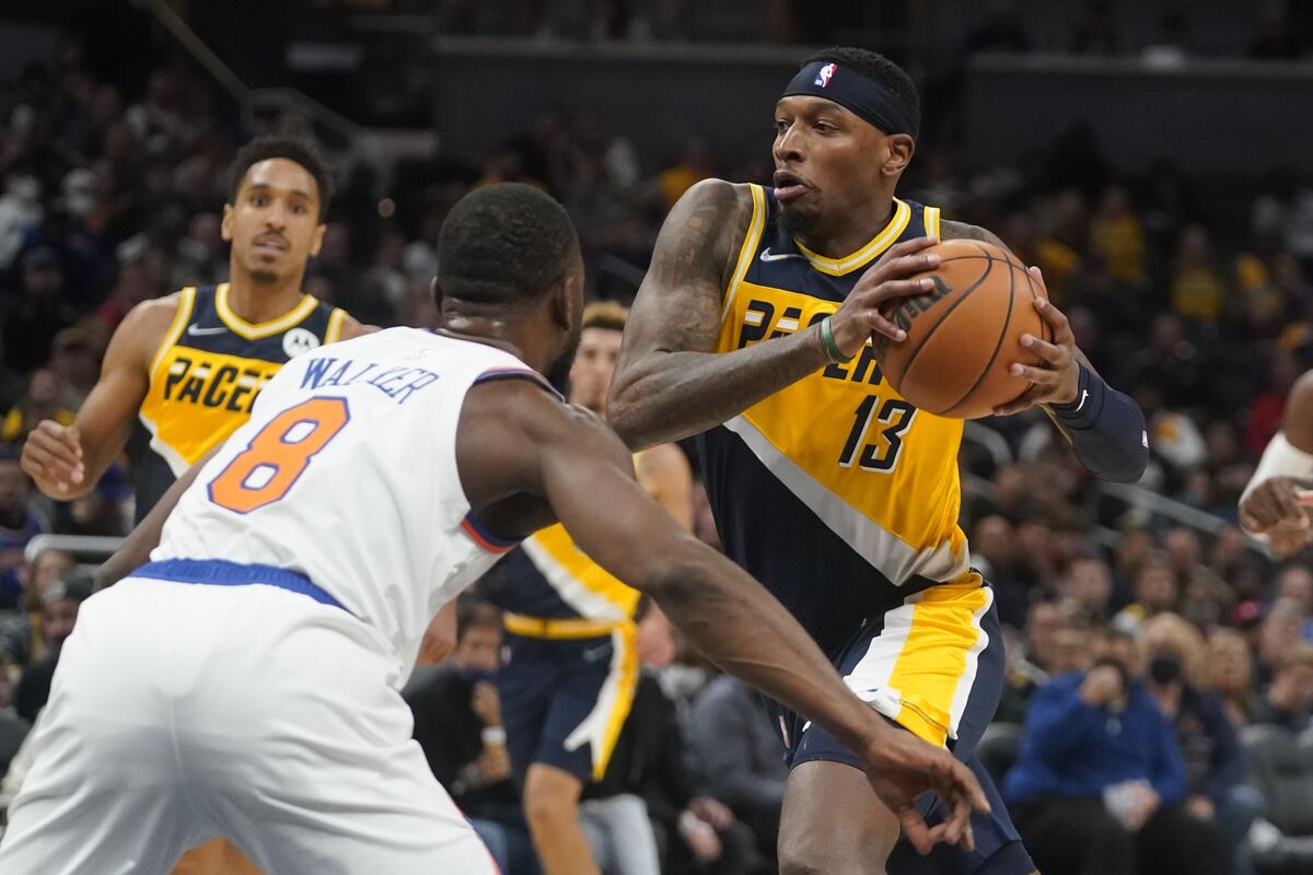 Turner Hits 7 3s, Has 25 Points in Pacers' Win Over Knicks - Bloomberg