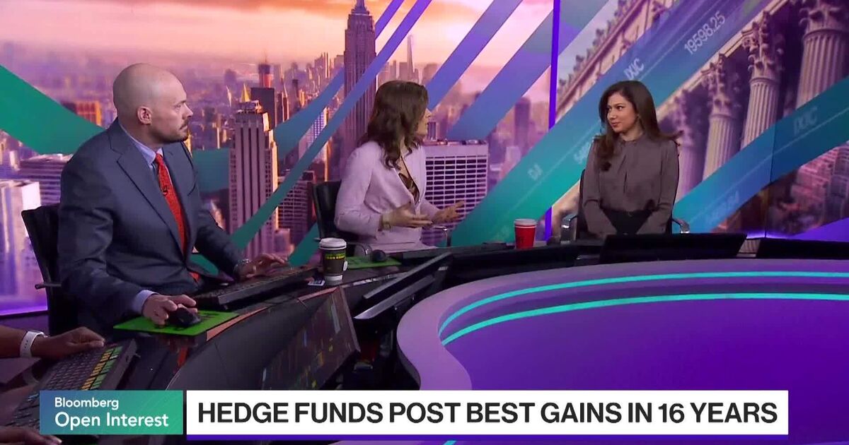 bloomberg.com - Hedge Funds Thrive in 2025