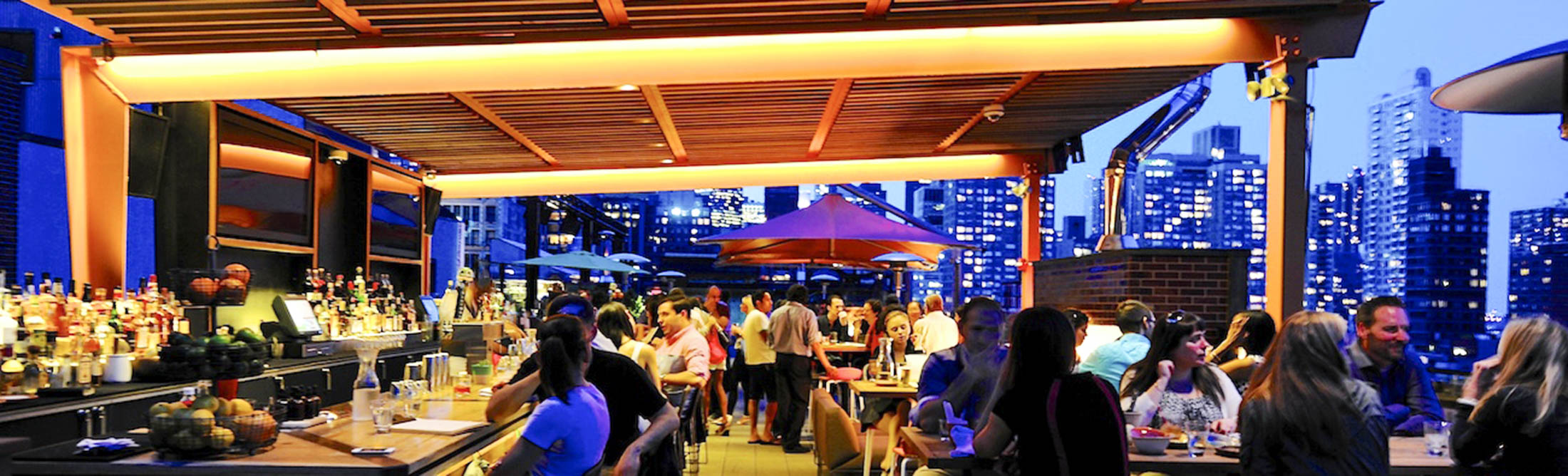 Summer At New York's Best Outdoor Bars Bloomberg