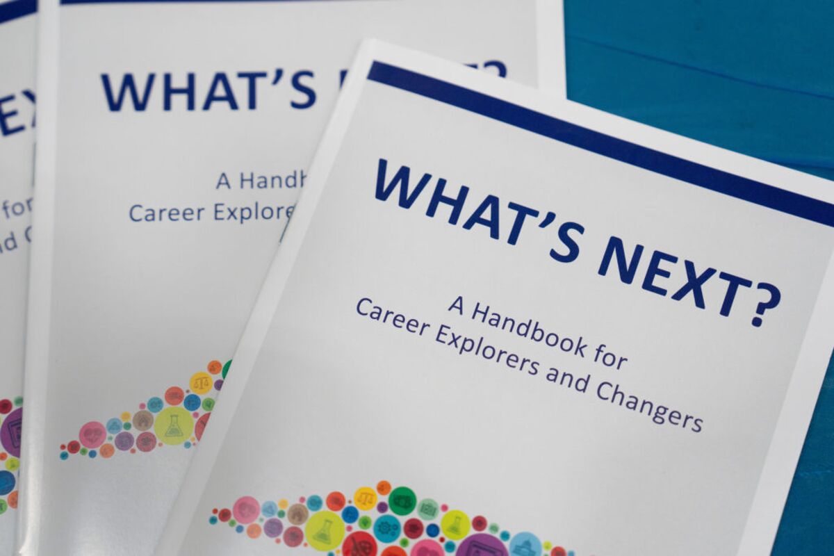 AI Drives Massive US White-Collar Job Cuts, Entry-Level Roles Lost