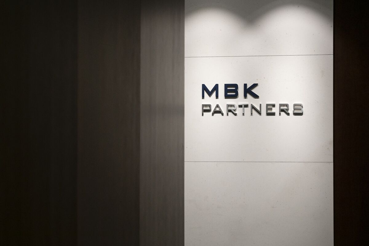 
                            MBK Wraps Up $5.5 Billion Asia Fund, 20% Below Target Amid Probe
