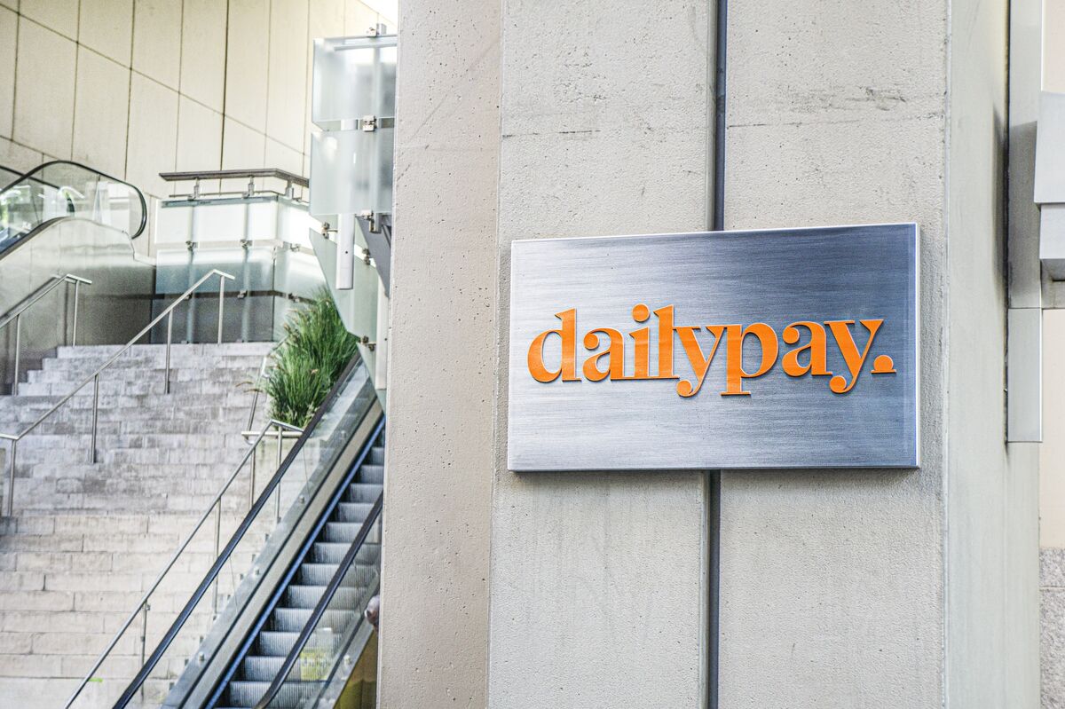 DailyPay Sells Bonds Tied to Fees on Wages That Workers Tap Instantly