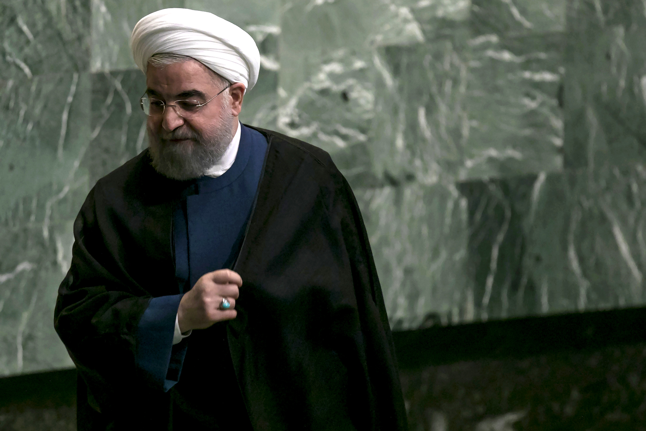 Iranian Lawmakers Reject Framework Of Rouhani's New Budget - Bloomberg