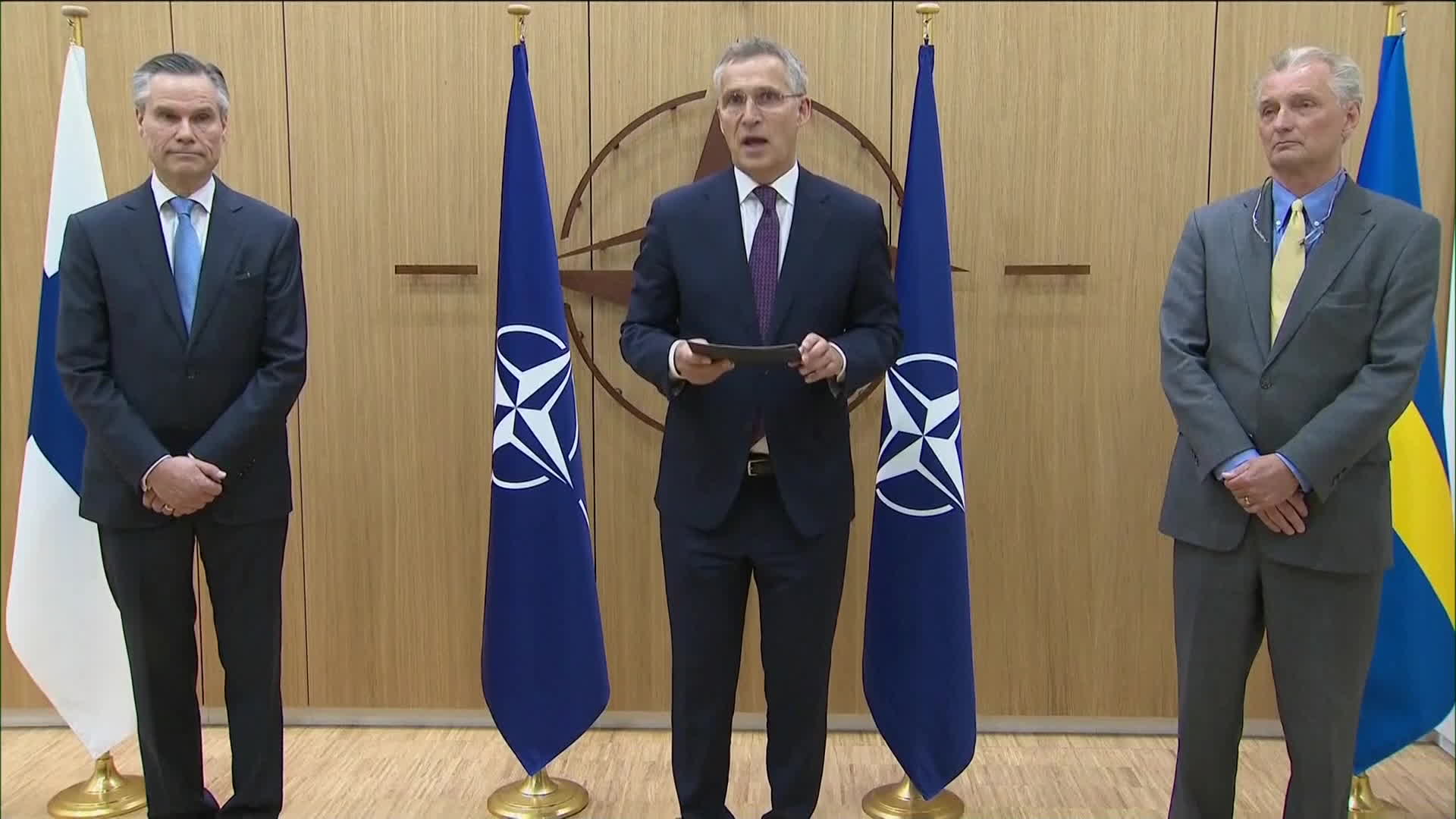 Watch Finland, Sweden Submit Applications To Join NATO - Bloomberg