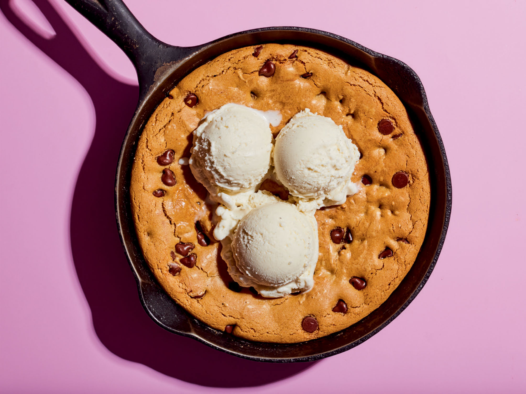 Coolhaus Skillet Chocolate Chip Cookie Recipe Is a Party in a Pan