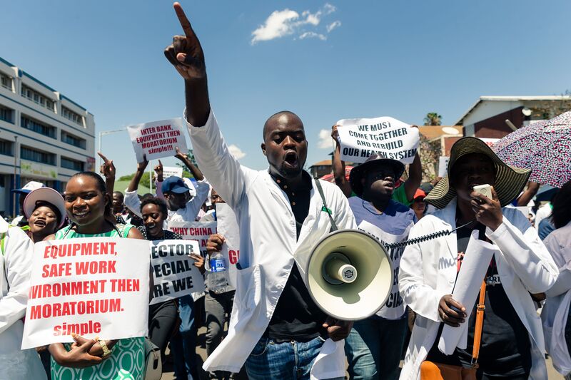 ZIMBABWE-HEALTH-PROTEST